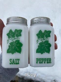 VHTF Hazel-Atlas White Milk Glass Green Ivy SALT & PEPPER Range Shakers EXC