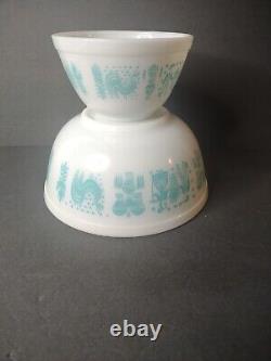 VINTAGE Blue And White Pyrex Amish Butterprint Mixing Bowls Set of TWO (2)