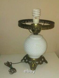 VINTAGE EF&EF Industries table LAMP Large Milk Glass HOBNAIL 1970 MODEL 338 1970