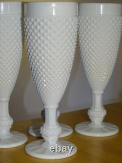 VINTAGE FOUR CHAMPAGNE GLASS MILK GLASS COLOR WHITE height 7,09