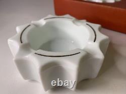 VINTAGE INDIANA GLASS CO Embassy MILK GLASS Restaurant ASH TRAYS NEW IN BOX