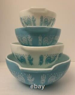 VINTAGE PYREX Amish BUTTERPRINT Nesting Cinderella Bowls Turquoise Teal/White