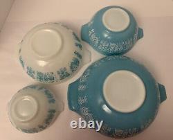 VINTAGE PYREX Amish BUTTERPRINT Nesting Cinderella Bowls Turquoise Teal/White