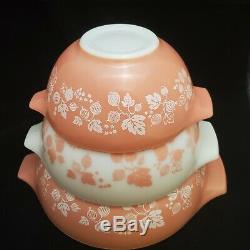 VINTAGE PYREX Gooseberry Cinderella Mixing Bowls Set of 4 Excellent Shape