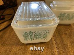 VNTG PYREX AMISH BUTTERPRINT WHITE With TURQUOISE PRINT Four piece set With Lids