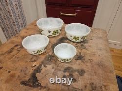 VTG AH Fire King Springtime Mod Green Flower MCM Milk Glass Bowls 4 Set Mixing
