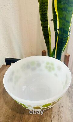 VTG AH Fire King Springtime Mod Green Flower MCM Milk Glass Mixing Bowl 8.5 MCM