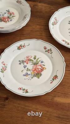 VTG Arcopal Provincial Milk Glass Floral Scalloped 7 Plates & 8 Bowls France