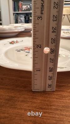 VTG Arcopal Provincial Milk Glass Floral Scalloped 7 Plates & 8 Bowls France