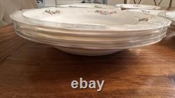 VTG Arcopal Provincial Milk Glass Floral Scalloped 7 Plates & 8 Bowls France