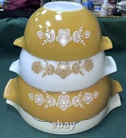 VTG Pyrex Butterfly Gold Cinderella Nesting Mixing Bowl Set of 3 442 443 444+444