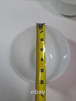 VTG Set Of 3 Anchor Hocking FireKing White Milk Glass Mixing Bowls Swirl Pattern