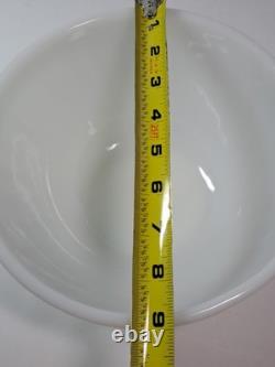VTG Set Of 3 Anchor Hocking FireKing White Milk Glass Mixing Bowls Swirl Pattern
