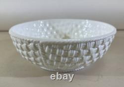 VTG Tiffany Weave Coupe Cereal 6 Bowl Milk Glass Ireland Charity DS75