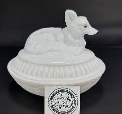 VTG Westmoreland Fox On Nest Basket Covered Dish Milk Glass Yellow Eye Farmhouse