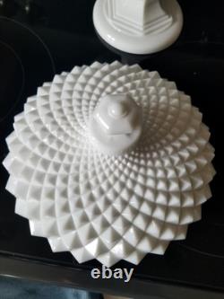 VTG Westmoreland Milk Glass Large 14 Grandfather Sawtooth Compote W Lid EUC