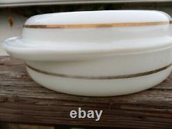 Very Rare Vintage Pyrex 8 Casserole #221 White with 684 opal lid Gold Band Stripe