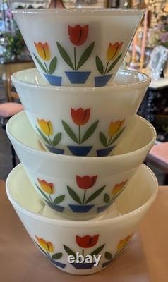Vintage 1940s Fire King Tulip Custard Glass Mixing Nesting Bowl Set