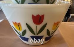 Vintage 1940s Fire King Tulip Custard Glass Mixing Nesting Bowl Set