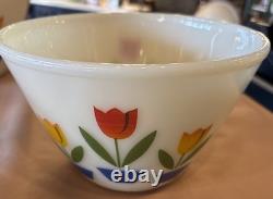 Vintage 1940s Fire King Tulip Custard Glass Mixing Nesting Bowl Set