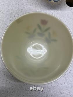 Vintage 1940s Set of 4 Fire King Ovenware Tulip Milk Glass Mixing Bowls