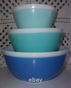 Vintage 1967 Pyrex blue Americana white band mixing bowls 401 402 403 HTF EUC