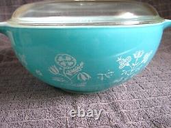 Vintage 443 PYREX BOWL & LID Needlepoint Turquoise 1958 Embroidery 2 1/2 Qt