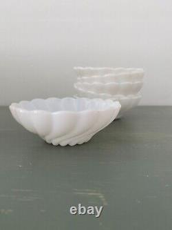 Vintage Anchor Hocking Milk Glass Bowl Scalloped Edge Swirl Pattern Set of 6