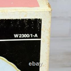 Vintage Anchor Hocking Milk Glass Golden Shell White 16 Pc Dinnerware Dinner Set