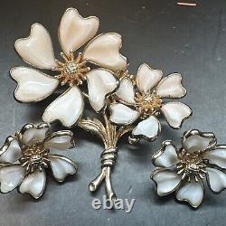 Vintage Barclay Signed Jewelry Set White Milk Glass Floral Brooch Earrings