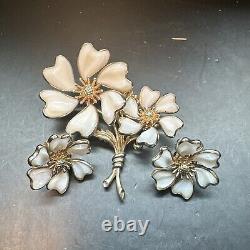 Vintage Barclay Signed Jewelry Set White Milk Glass Floral Brooch Earrings