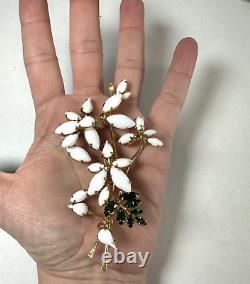 Vintage Brooch Schreiner Trembler Flower White Milk Glass Green Leaf Signed
