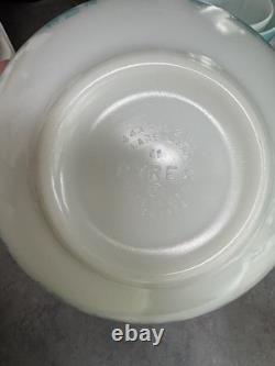 Vintage Butterprint Blue Pyrex Glass Set of 4 Nesting bowls