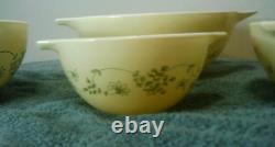 Vintage Cindarella Pyrex mixing bowl set 4 Shenandoah 441,442,443,444 EUC