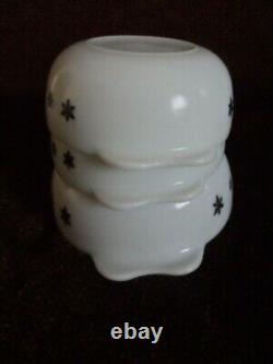 Vintage Crown JAJ Gaiety Pyrex set of 4 mixing bowls (no lids) Black snowflakes