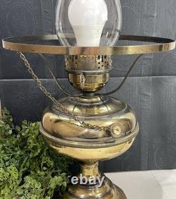 Vintage Diamond Quilted White Milk Glass Hurricane Lamp 20 In Brass Tested Works