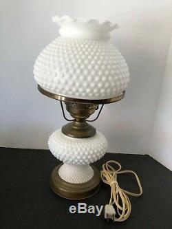 Vintage Electric Hurricane Lamp Hobnail Fenton White Milk Glass 15 MID Century
