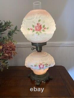 Vintage Embossed Milk Glass 3 Way Gone with the Wind Lamp