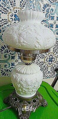 Vintage FENTON GLASS GLOSS WHITE POPPY GWTW Lamp UNUSED and MINT