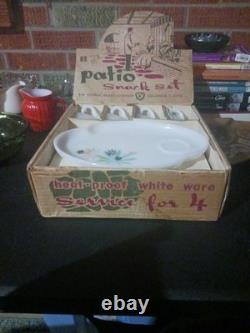 Vintage Federal Milk Glass Patio 8 Pc. Snack Set Atomic Plower Pot Leaf M I B