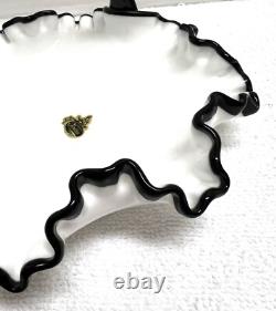 Vintage Fenton Basket Ebony Crest White Milk Glass Crimp Ruffle MINT Cond RARE