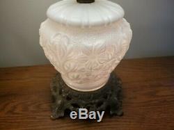 Vintage Fenton Gwtw Milk Glass Poppy Flower Accent Table Lamp Hard To Find