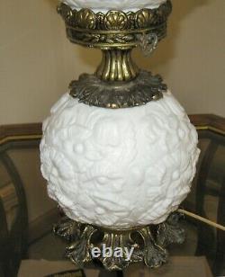 Vintage Fenton Milk Glass POPPY Gone With The Wind Electric 3 Way Lamp