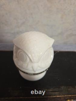 Vintage Fenton Milk Glass Wise Owl Decision Maker