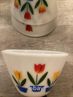 Vintage Fire King Set Of 3 Tulip Milk Glass Nesting Mixing Bowls