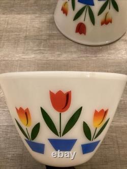 Vintage Fire King Set Of 3 Tulip Milk Glass Nesting Mixing Bowls