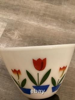 Vintage Fire King Set Of 3 Tulip Milk Glass Nesting Mixing Bowls