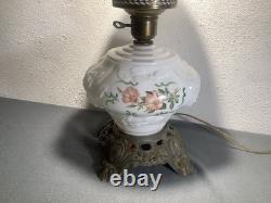 Vintage Gone With The Wind Lamp/ Beautiful Roses Pattern Milk Glass 3 Way Switch