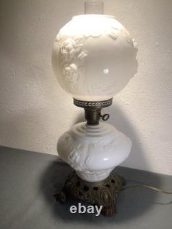 Vintage Gone With The Wind Lamp/ Beautiful Roses Pattern Milk Glass 3 Way Switch