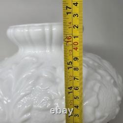 Vintage Gone With The Wind Phoenix Wild Rose White Milk Glass 3-Way Lamp